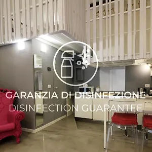 https://italianway-apartments-eustachi.it-lombardy.com