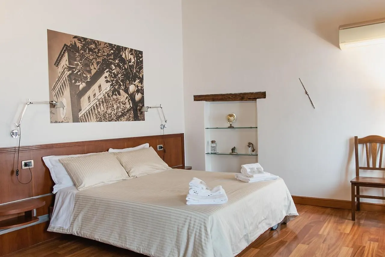 Guest house Boutique Rooms 3 0 Ferrara Italy